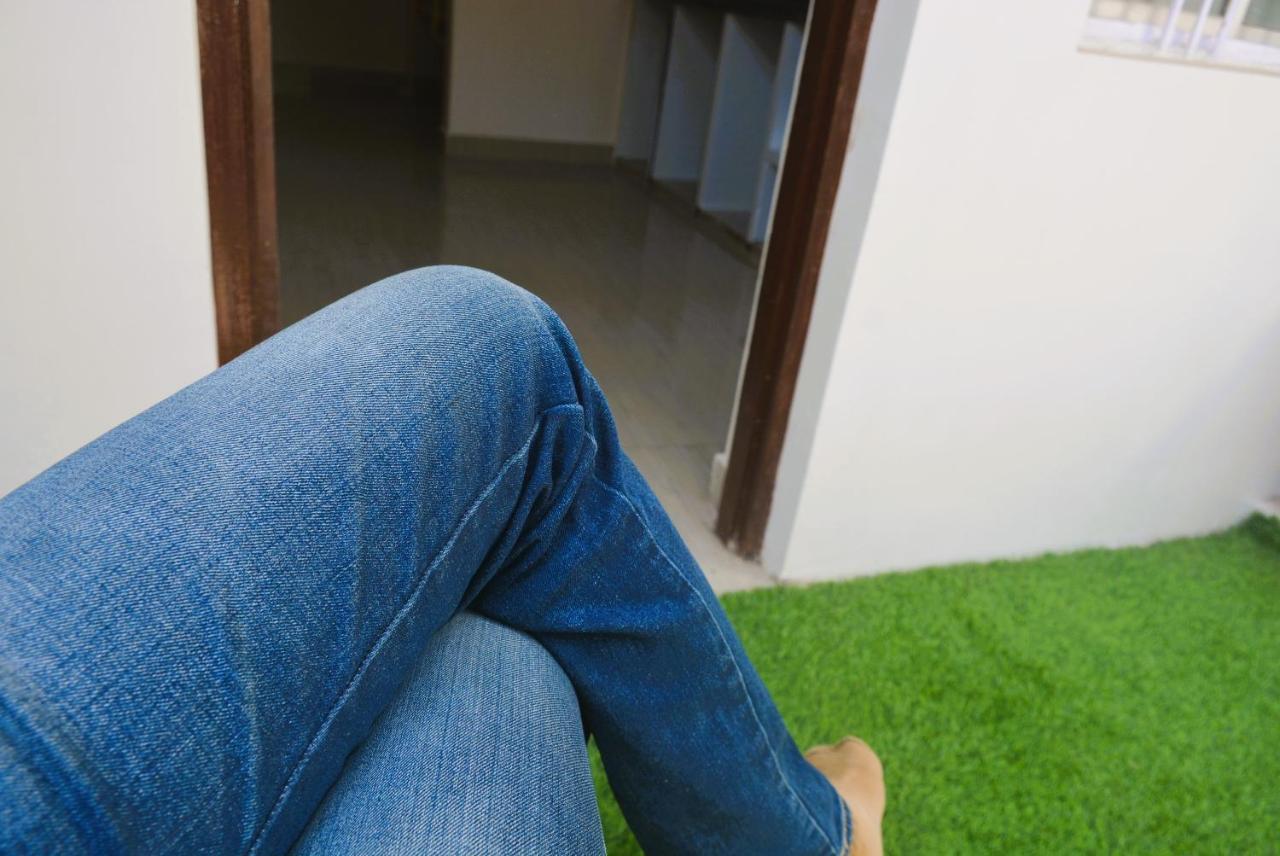 Yellow Homestay - Modern 2Bhk Ac Stay Jabalpur Eksteriør bilde