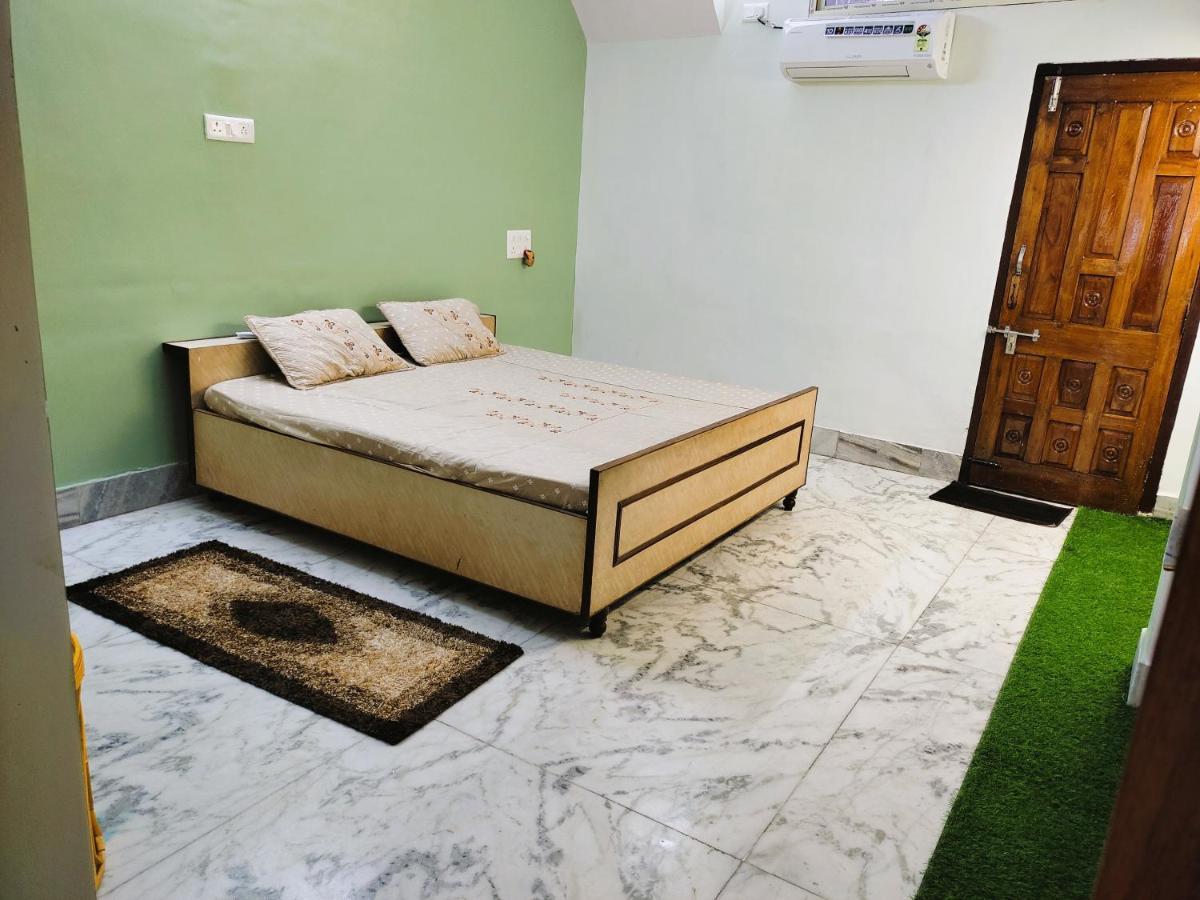Yellow Homestay - Modern 2Bhk Ac Stay Jabalpur Eksteriør bilde